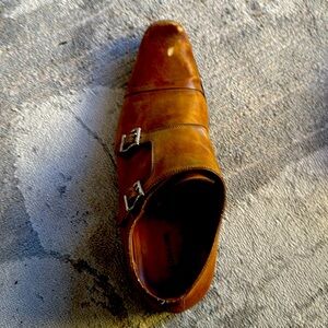 Man Magnanni Dress Shoes
